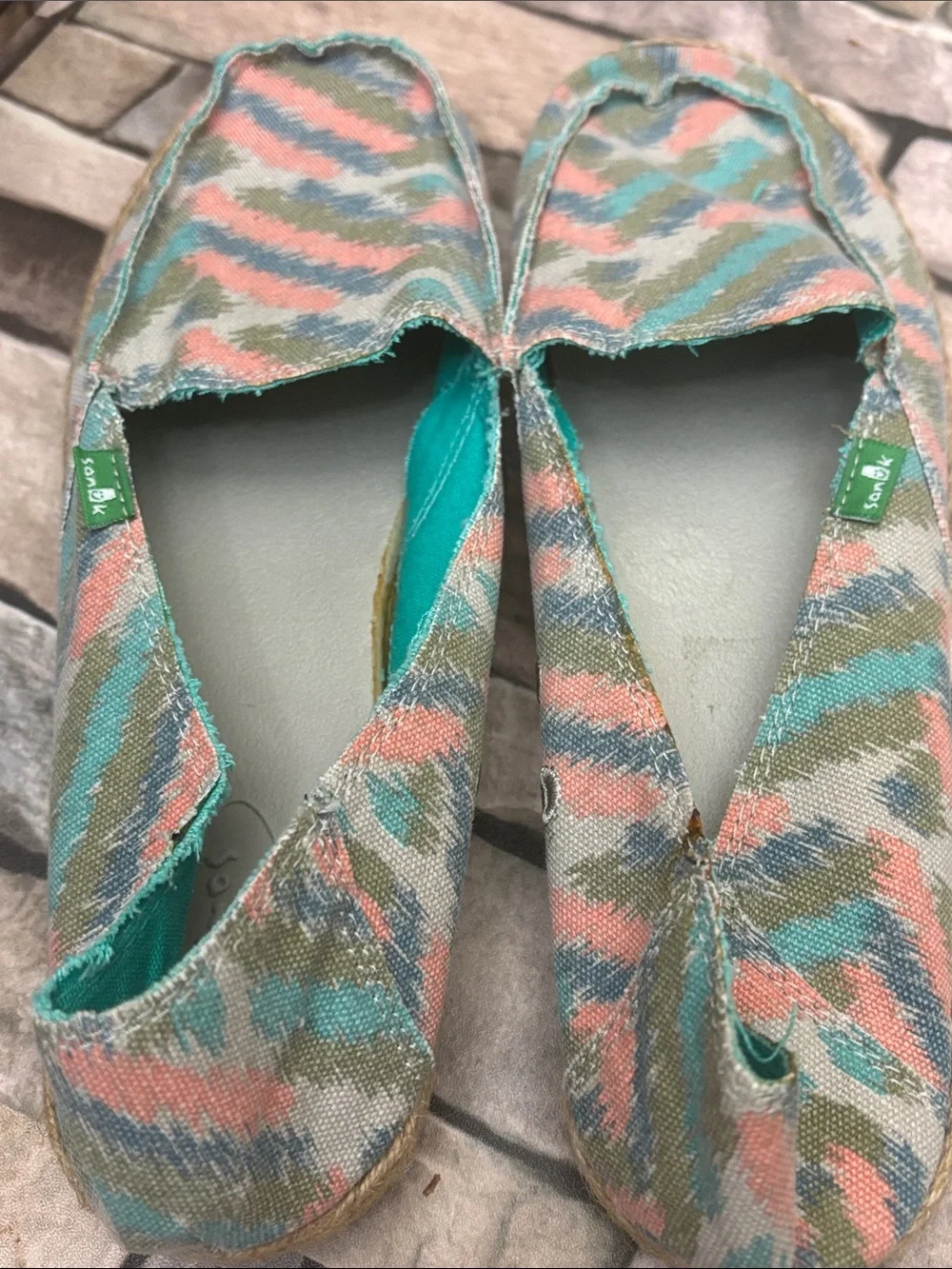 Sanuk Women's Funky Fiona slip-on flats
